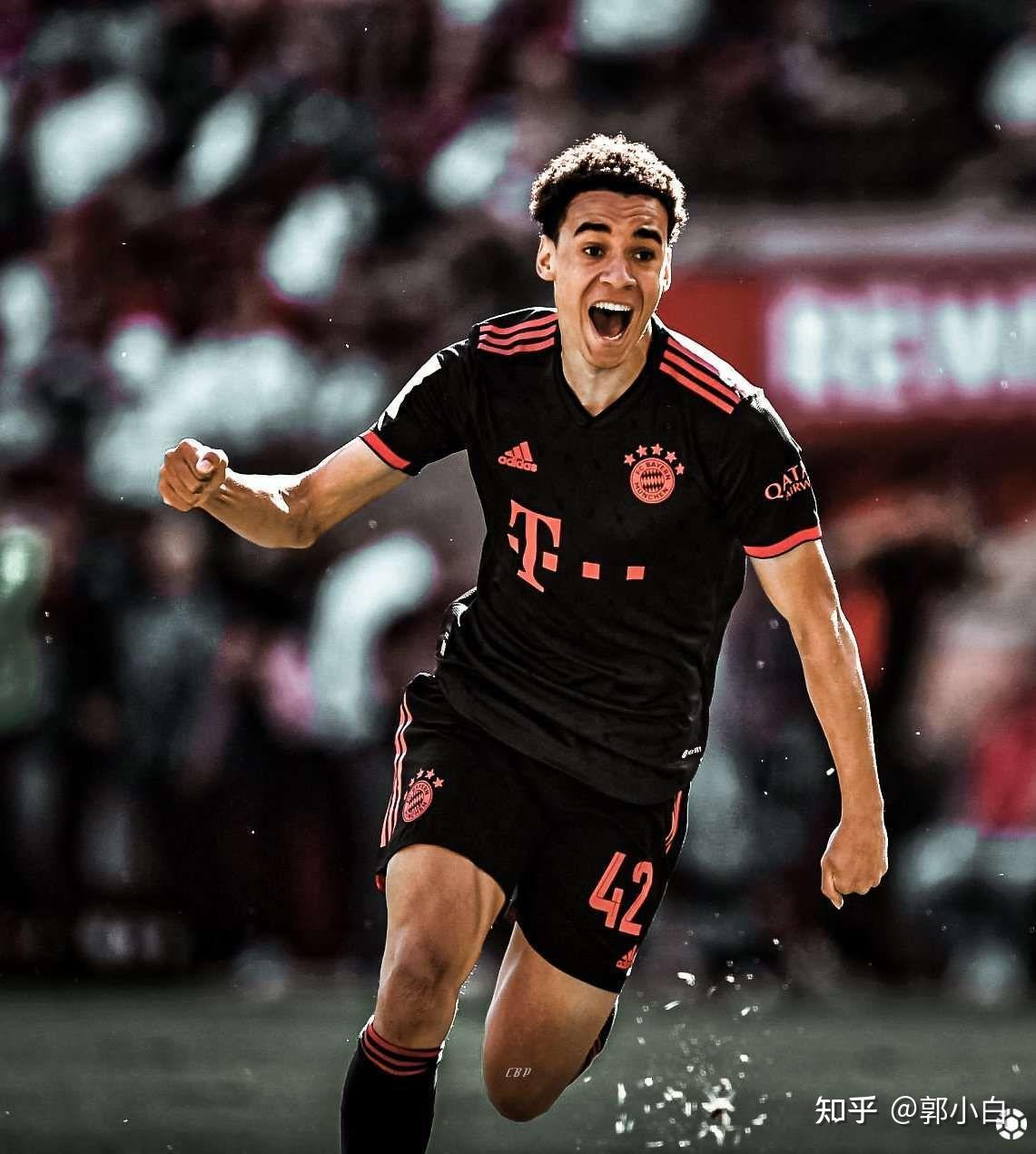 穆古鲁扎重要时刻持续失利，拜仁带队取胜！